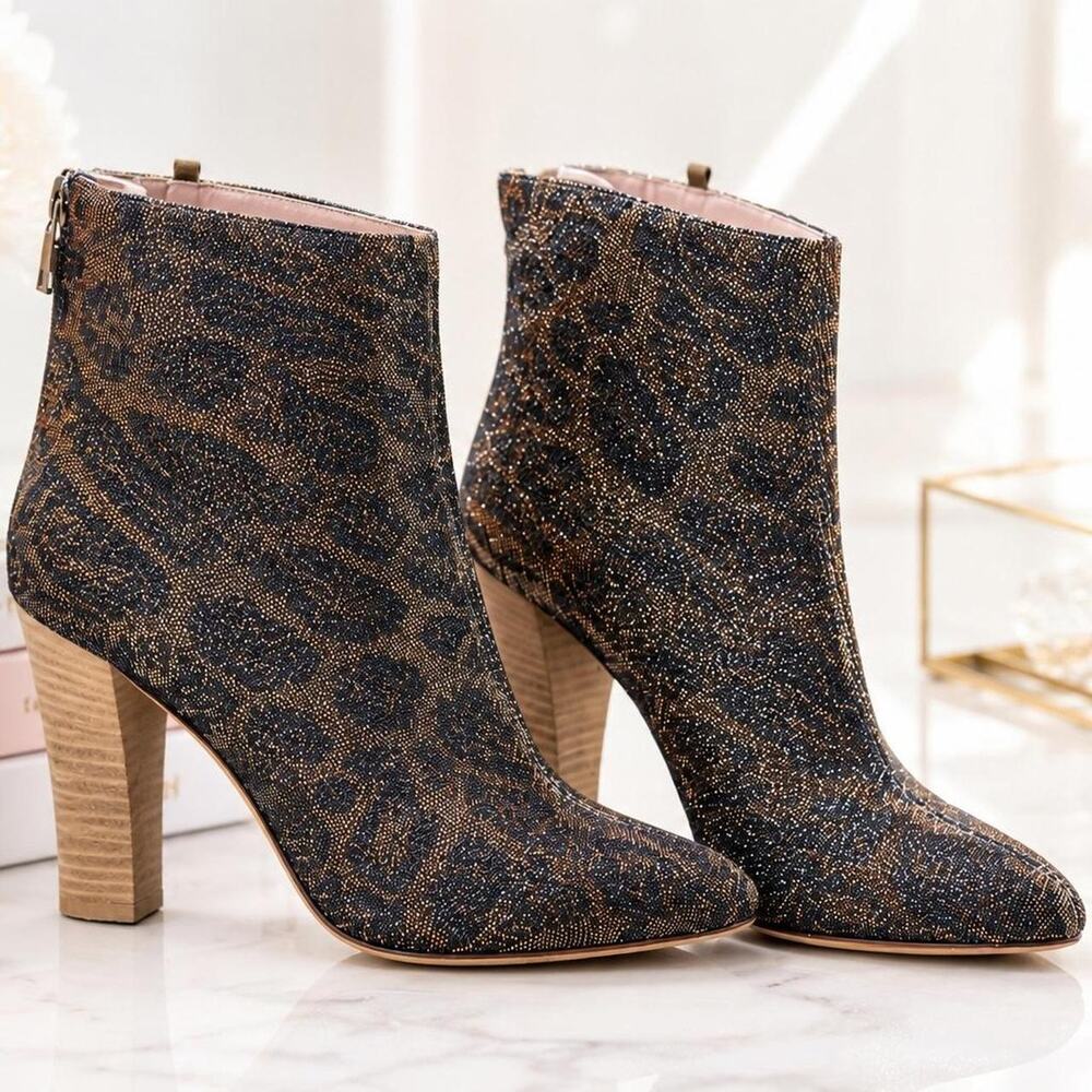 SJP by Sarah Jessica Parker “Minnie”‎ Glitter Leopard Ankle Boots Sz 38.5 / US 8